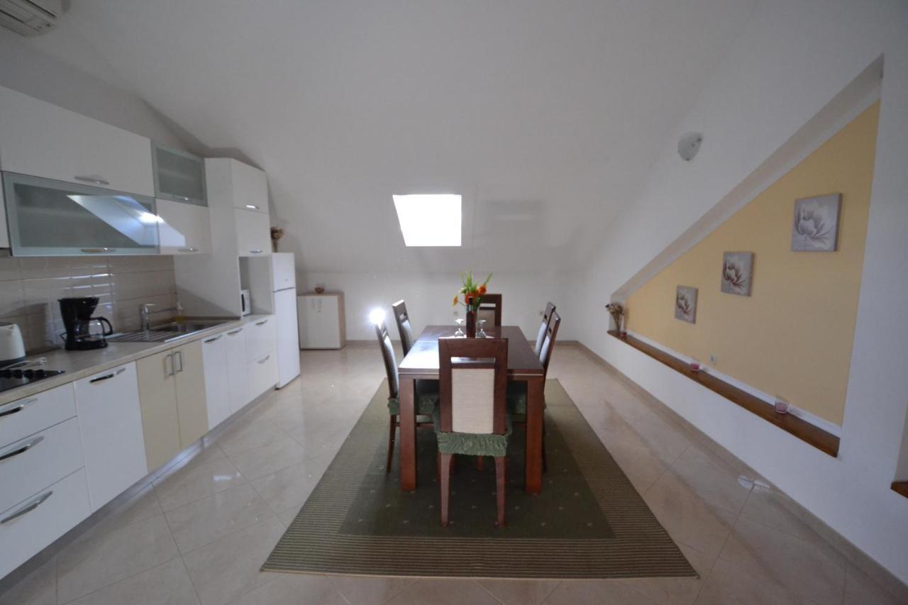 Apartmani Antonia Nakic -Stobrec 스플리트 외부 사진
